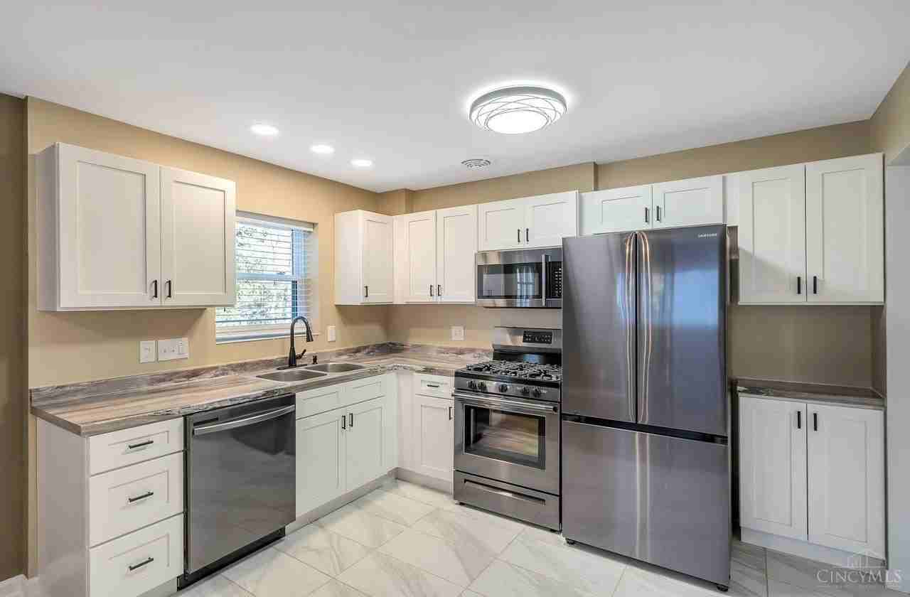 2886 Temple Ave #1 - Photo 5 of 22