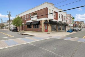 featured image of 3801 Pacific Ave