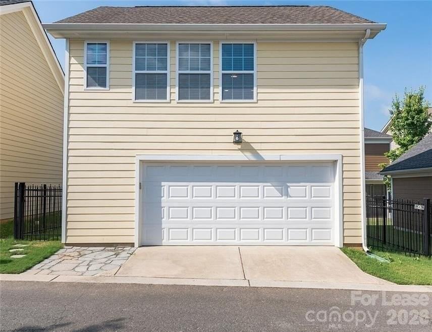 2413 Woodward Ave #ADU - Photo 4 of 10
