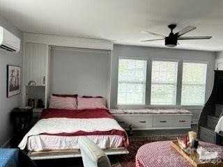 2413 Woodward Ave #ADU - Photo 6 of 10