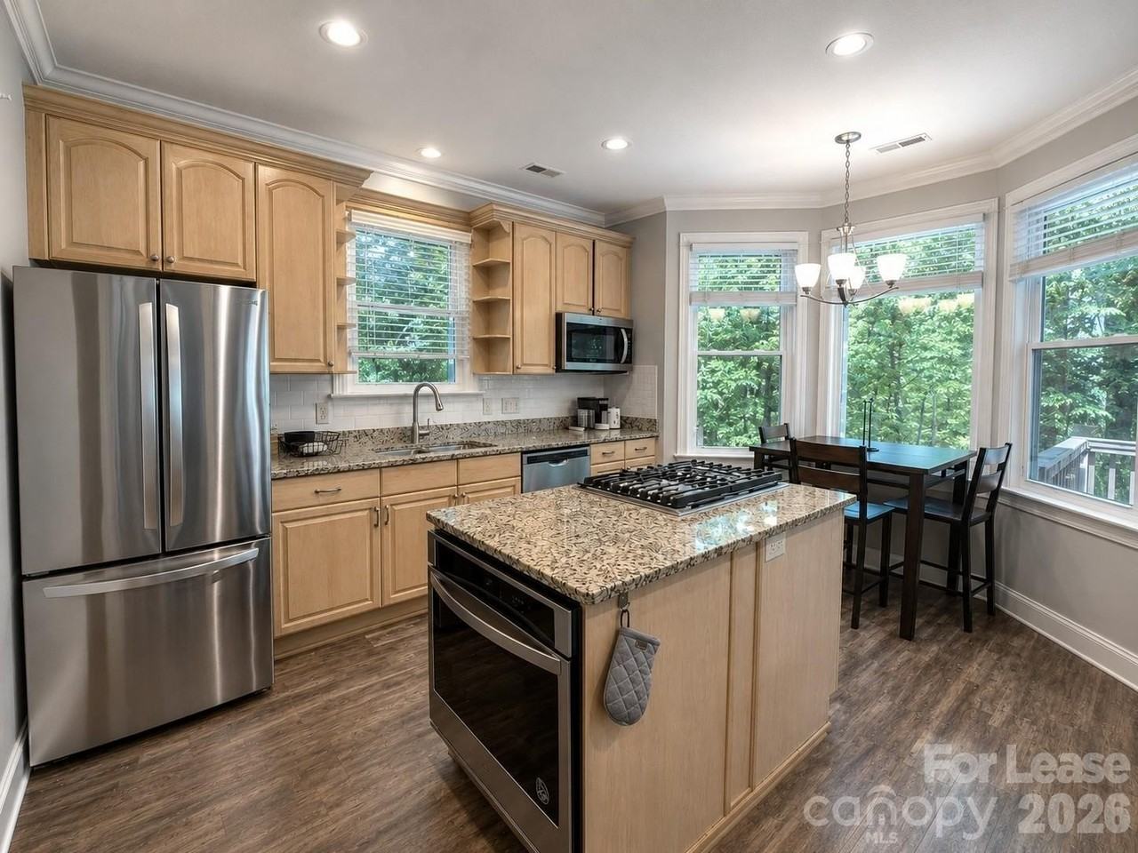 6629 Tuskan Dr - Photo 4 of 36