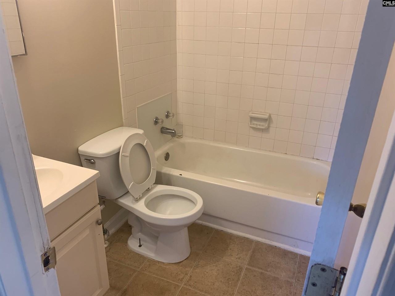 495A Bush Berry Rd - Photo 6 of 6