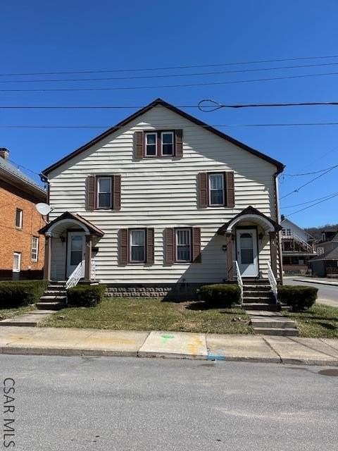 539 Ash St - Photo 2 of 13