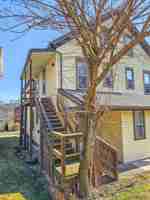 featured image of 520 Vickroy Ave