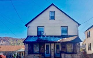 featured image of 444 Stone St