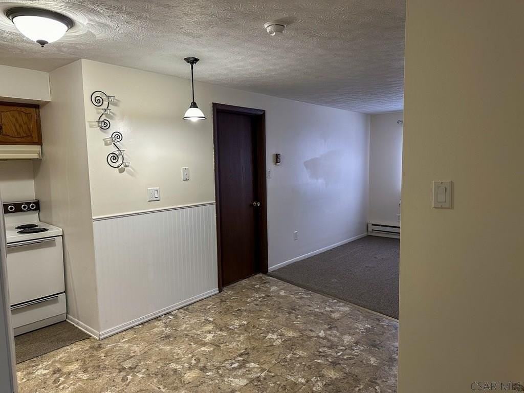 2008 Forest Hills Dr #5 - Photo 4 of 11