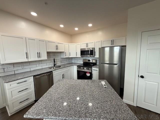 1800 Graham Ave - Photo 6 of 23