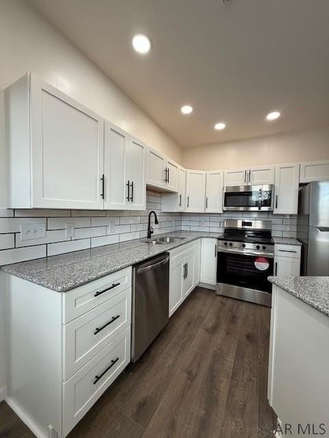 1800 Graham Ave - Photo 7 of 23