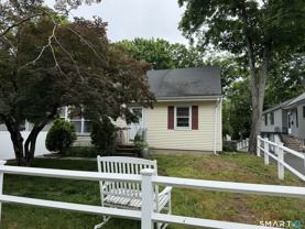 17 Oenoke Pl - Photo 1 of 1