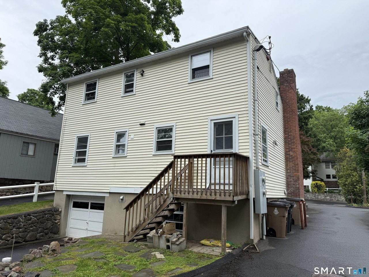 17 Oenoke Pl - Photo 3 of 27