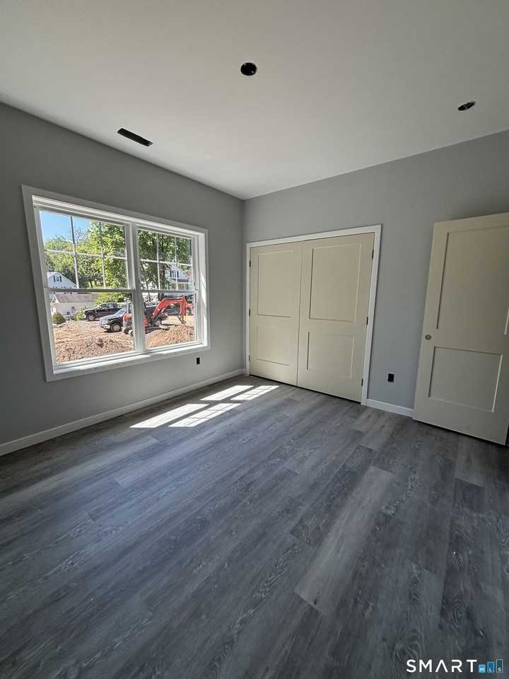 9 Putnam Park Rd - Photo 7 of 11