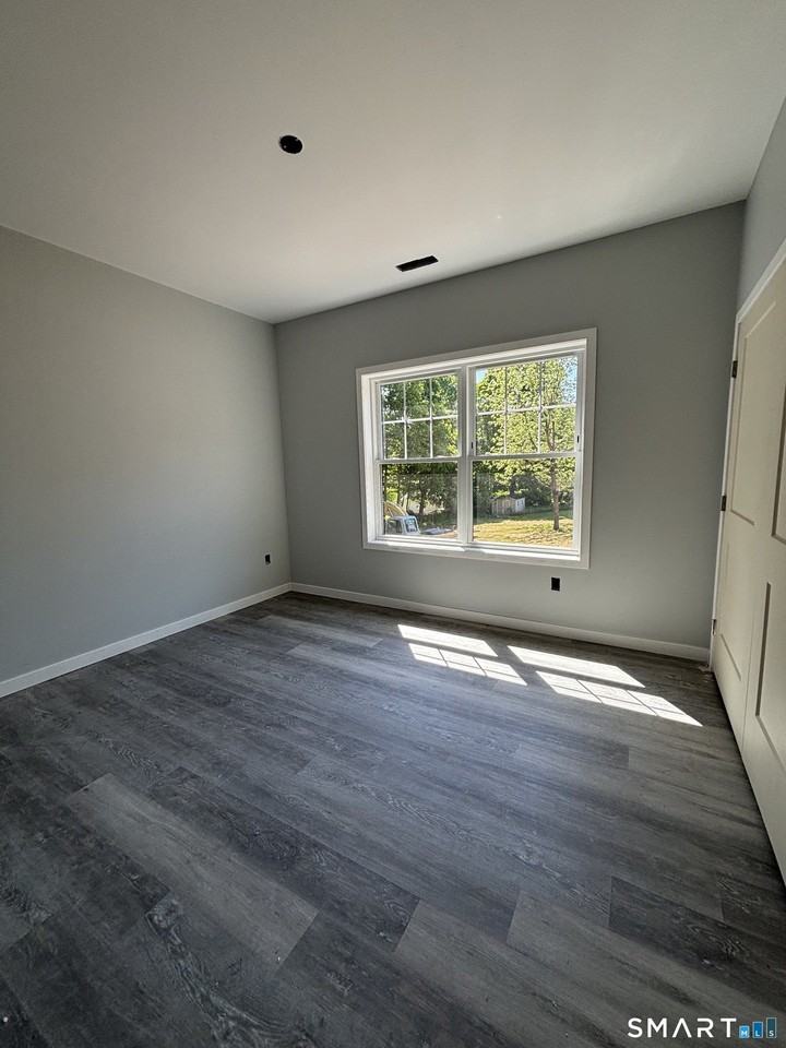 9 Putnam Park Rd - Photo 7 of 16