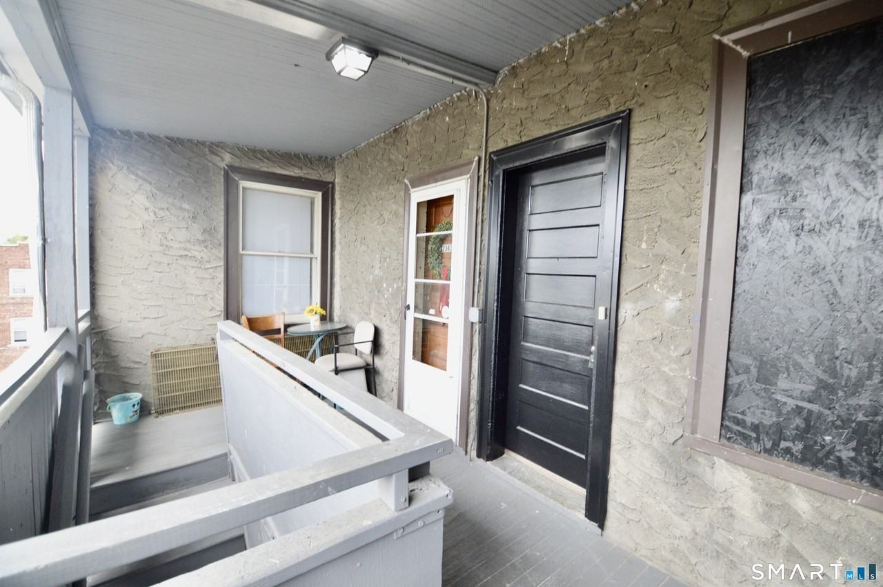 2343 Barnum Ave #B - Photo 2 of 16