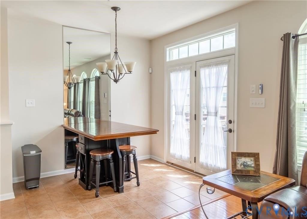 411 Siena Ln - Photo 5 of 48