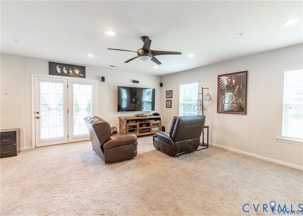 411 Siena Ln - Photo 6 of 48