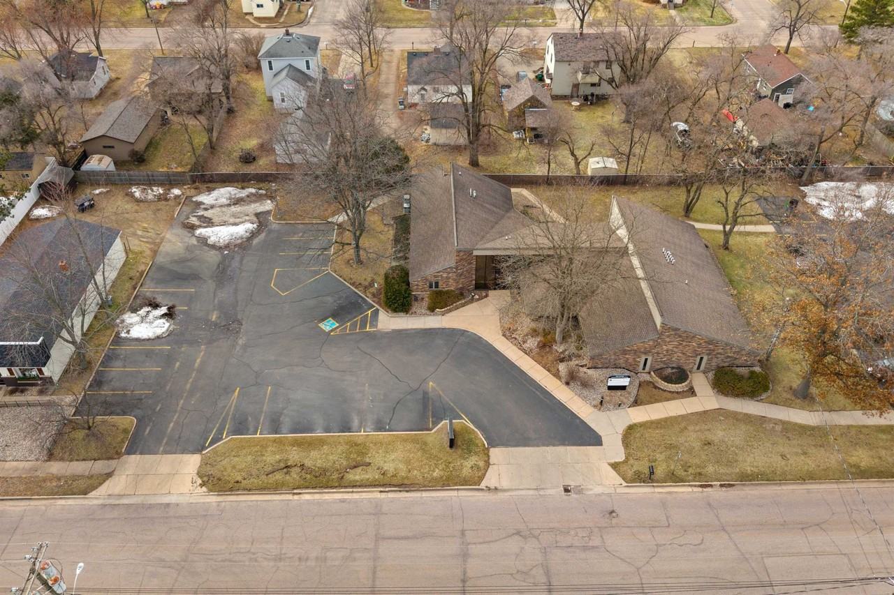 1730 7th St S - Photo 3 of 42