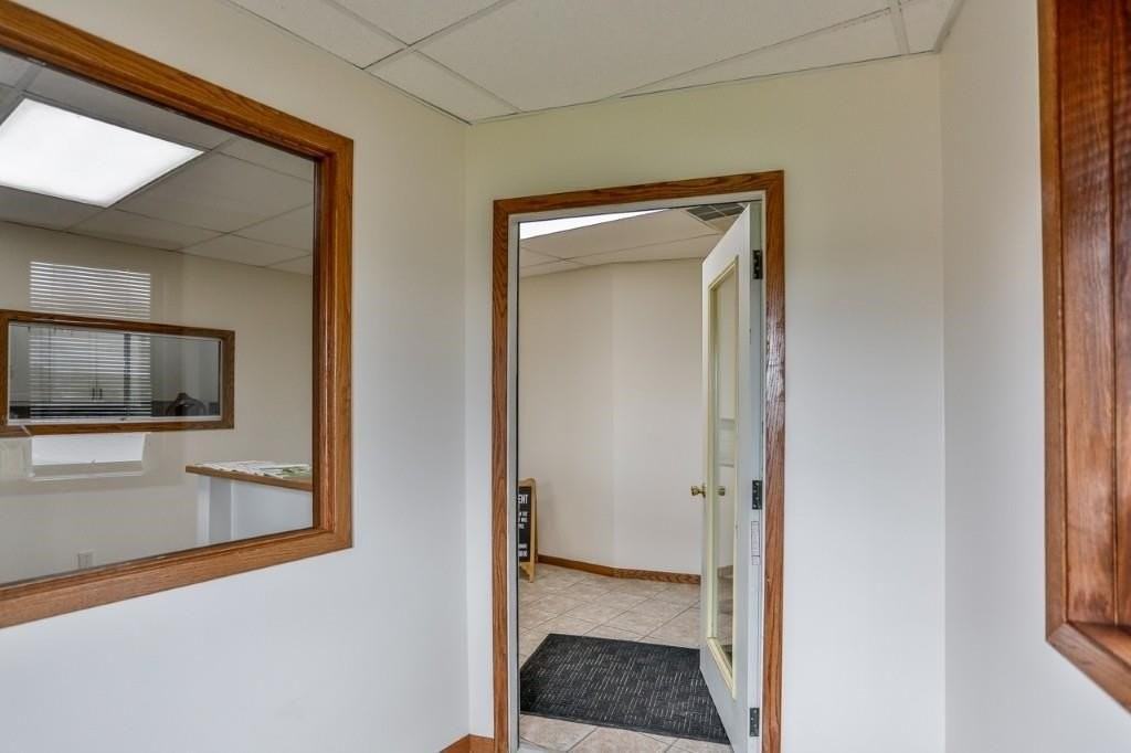 2402 Grand Ave - Photo 7 of 38