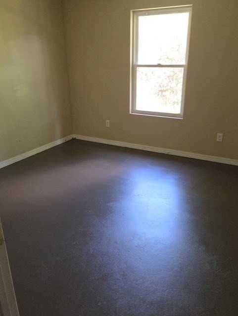 404 Sw 5th St - Photo 5 of 9