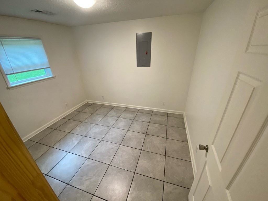 1775 Westside Cir #2 - Photo 7 of 9