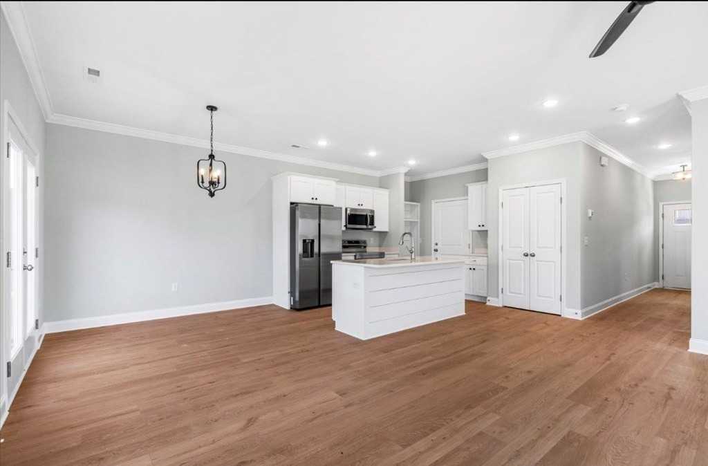 143 Andros Dr - Photo 7 of 25