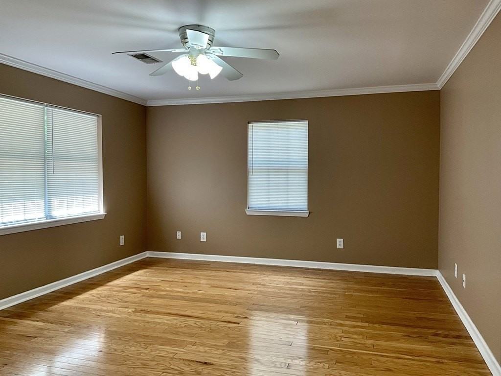 200 England Dr - Photo 2 of 9