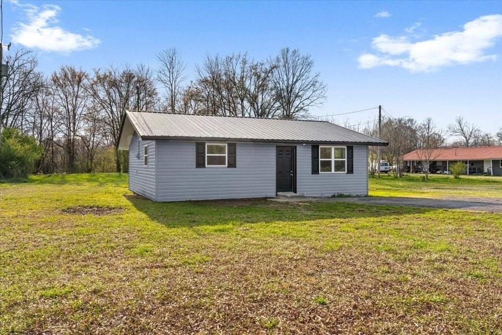 2221 Cave Hollow Rd Ne - Photo 2 of 25