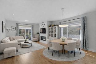 80 Rue Du Damier-Argenté - Photo 1 of 1