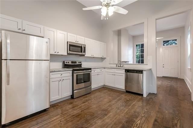 514 Washington Ave - Photo 4 of 9