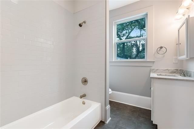 514 Washington Ave - Photo 5 of 9
