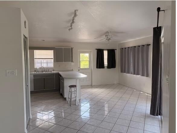 24840 Park Dr - Photo 3 of 17
