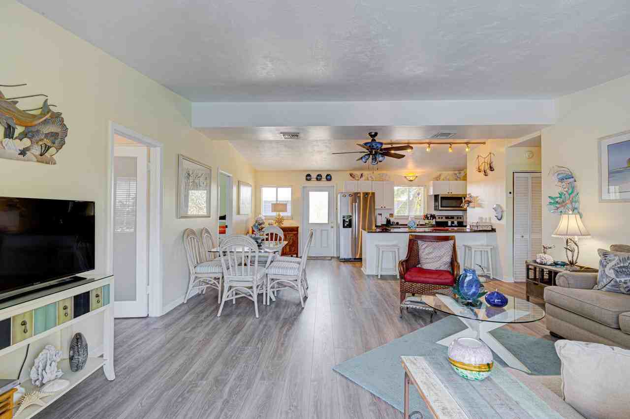 130 Plantation Ave - Photo 4 of 34