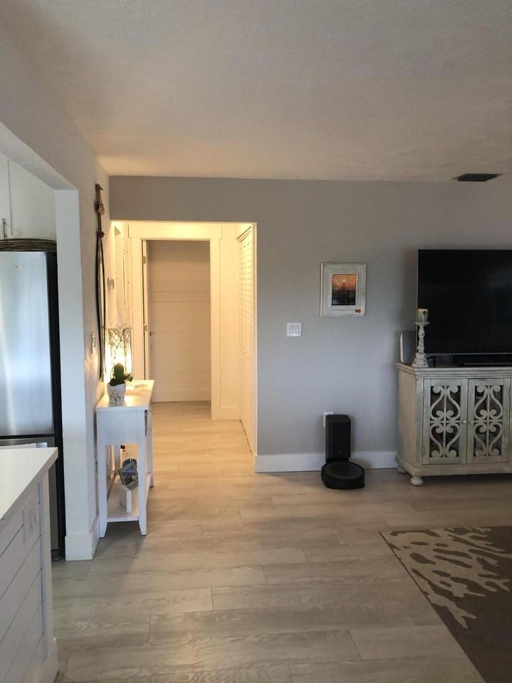 439 4th Rd - Photo 5 of 10