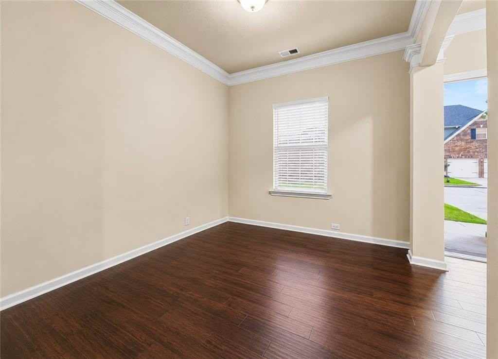 1856 Hanover West Dr - Photo 3 of 30