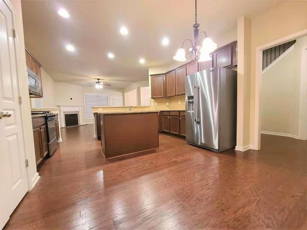 2690 Gold Creek Ln - Photo 3 of 21