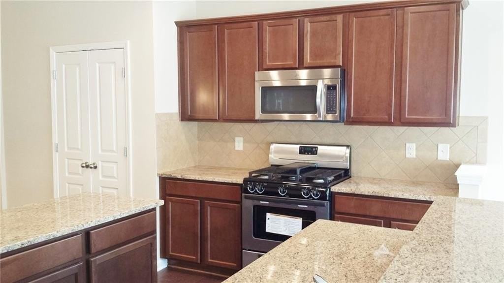 2690 Gold Creek Ln - Photo 5 of 21