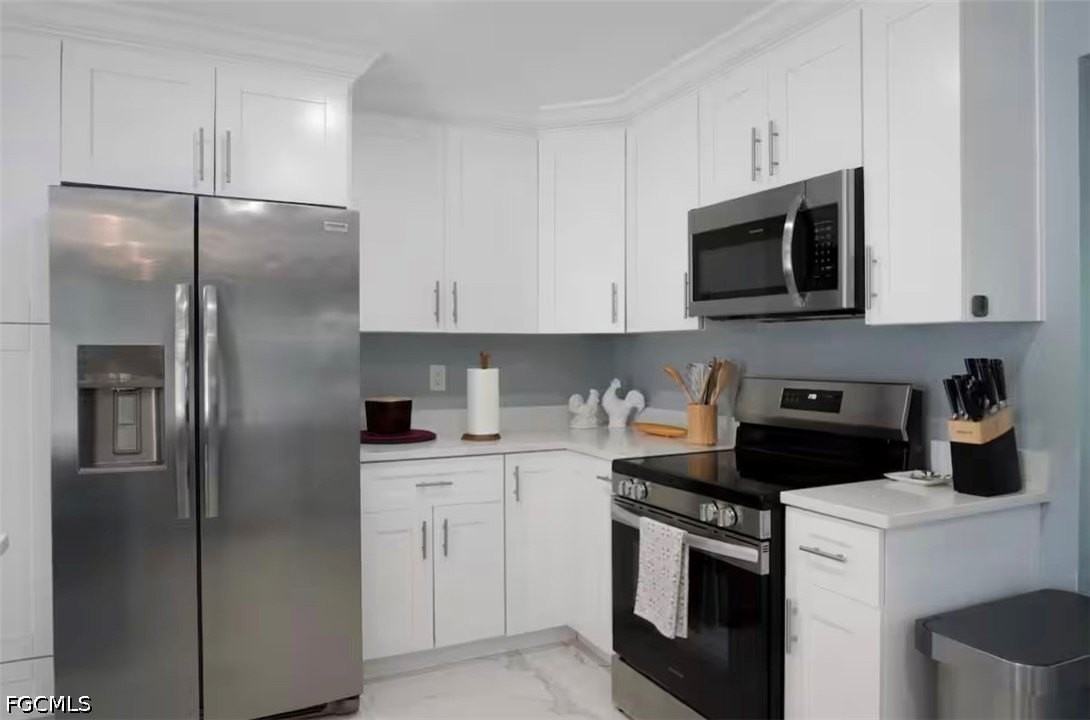 1745 Hanson St - Photo 4 of 14