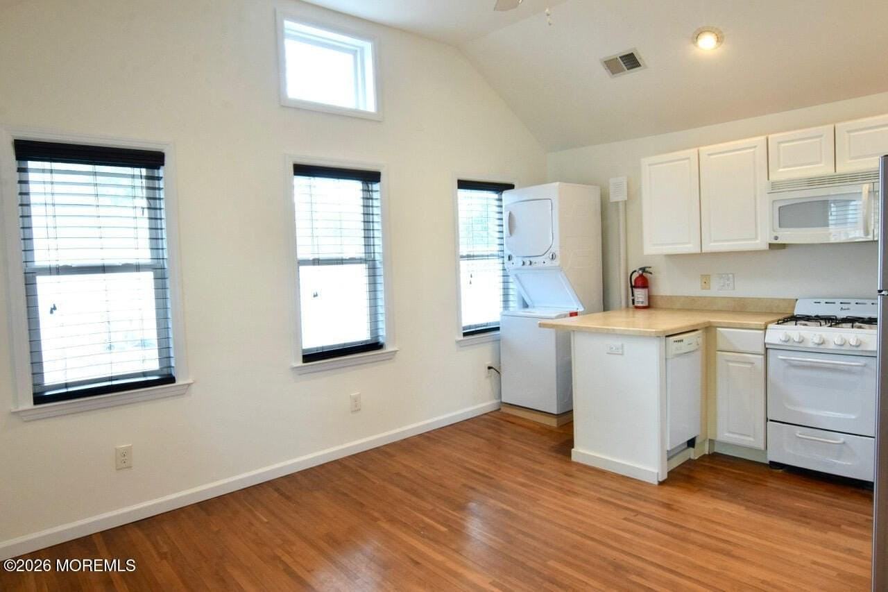 304 1/2 13th Ave #BACK - Photo 7 of 24