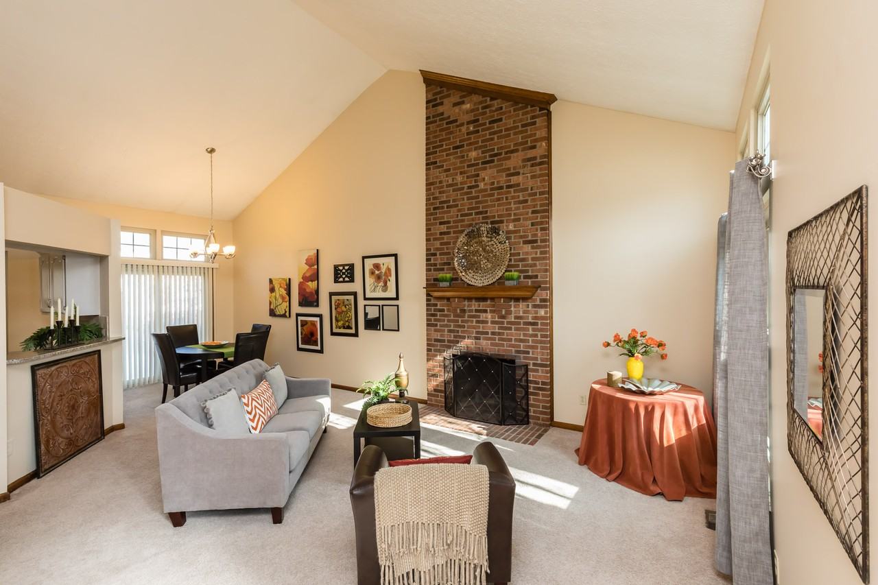 4112 Loughmoor Dr #1 - Photo 4 of 50