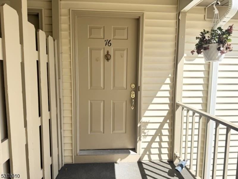 76 Jamestown Rd - Photo 4 of 11
