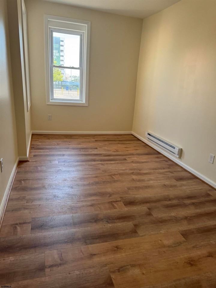 33 S North Carolina Ave #102 - Photo 5 of 12