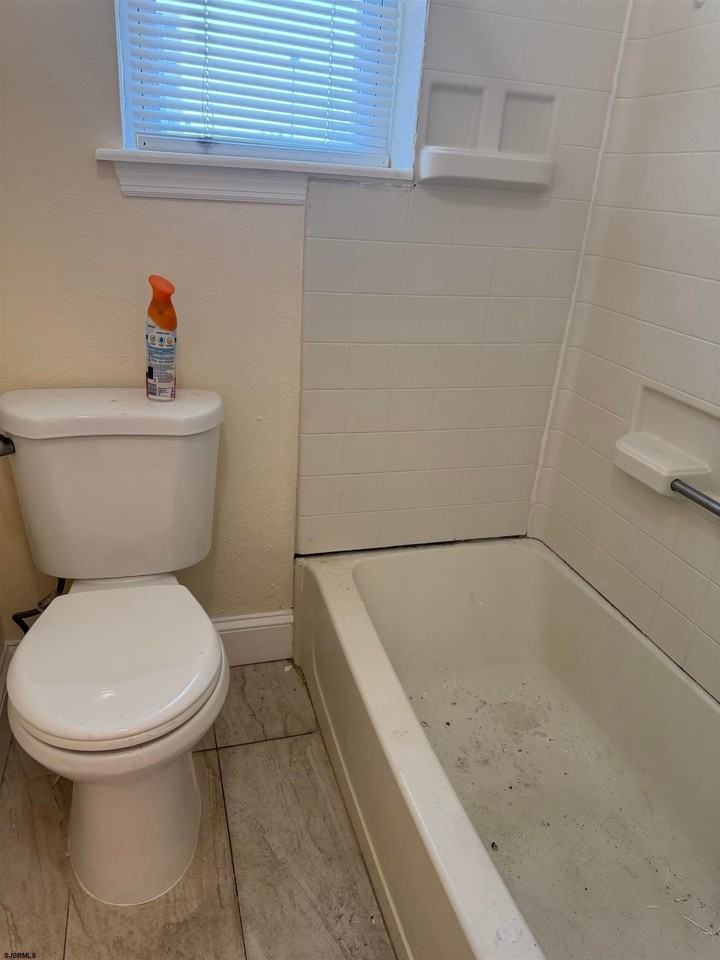 33 S North Carolina Ave #102 - Photo 7 of 12