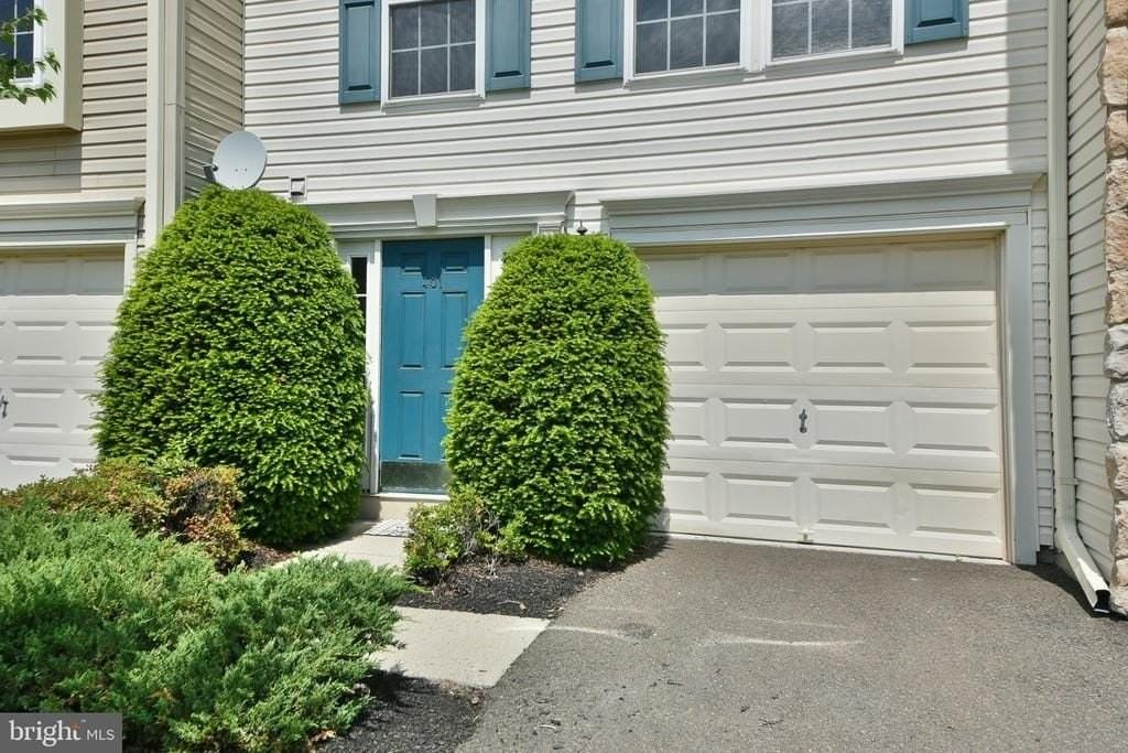 401 Jene Ct - Photo 3 of 33