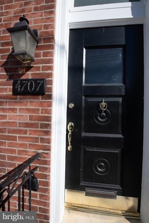 4707 Smick St - Photo 3 of 40