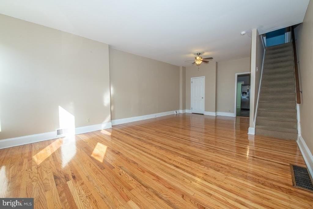 4707 Smick St - Photo 6 of 40