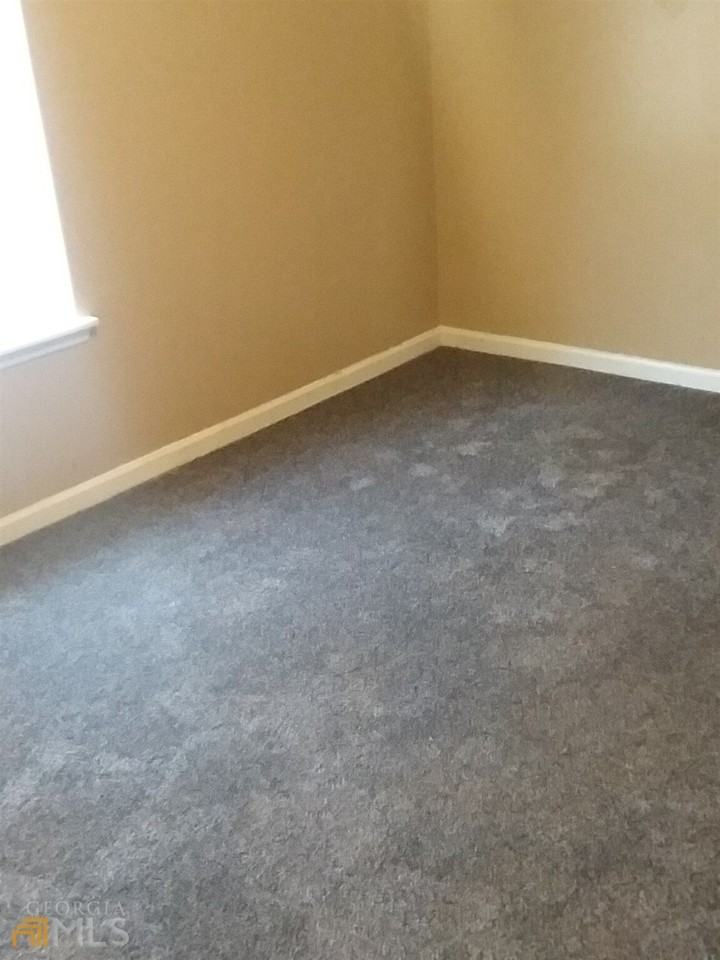 7620 Tara Rd - Photo 7 of 14