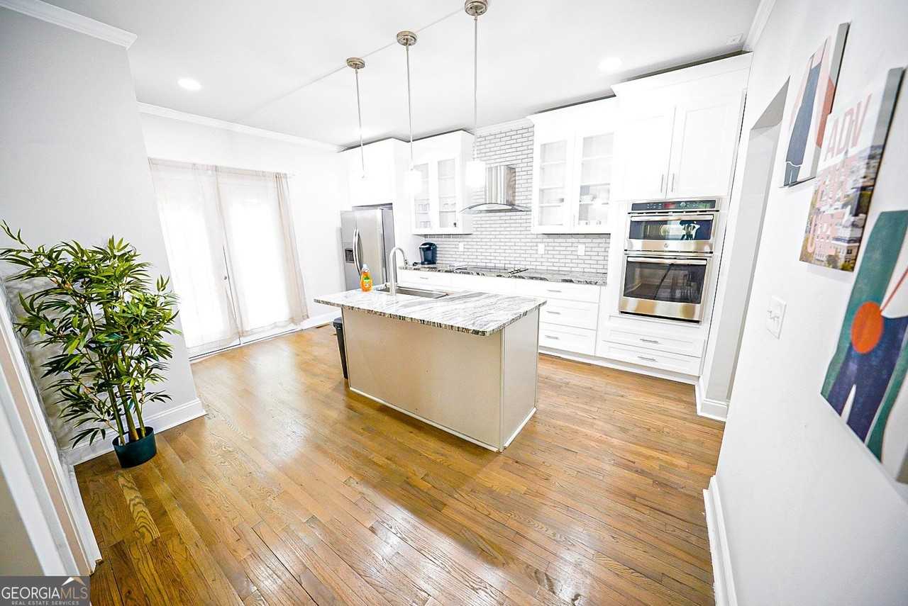 1141 Mcdaniel St Sw - Photo 7 of 21