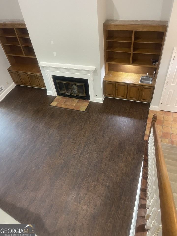 5035 Highland Hills Pkwy - Photo 6 of 47