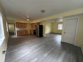 featured image of 79 Baker St #4