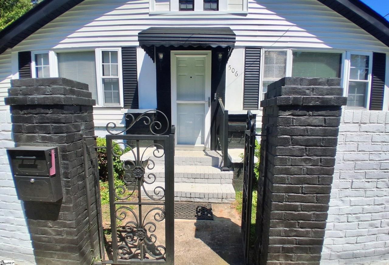 506 Pinckney St - Photo 3 of 38
