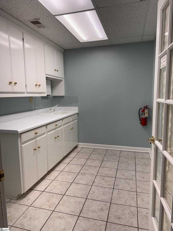 2315 N Main St #100 - Photo 6 of 13